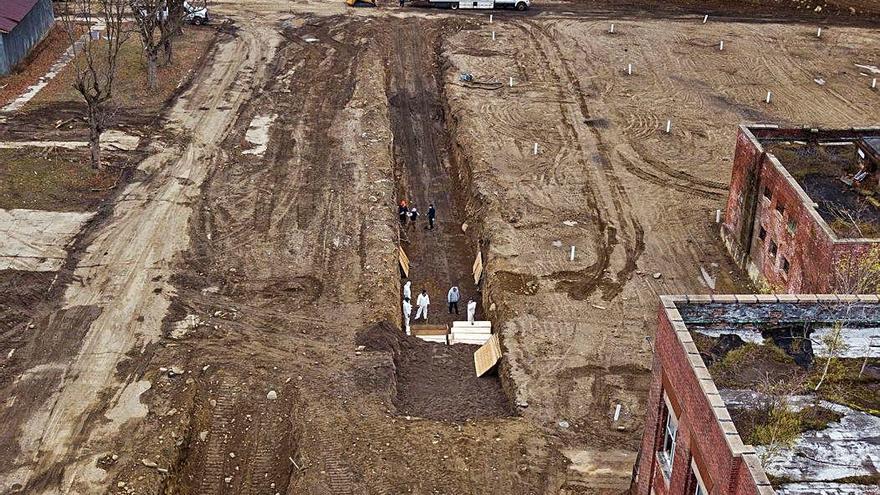 La fossa comuna a l&#039;illa de Nova York