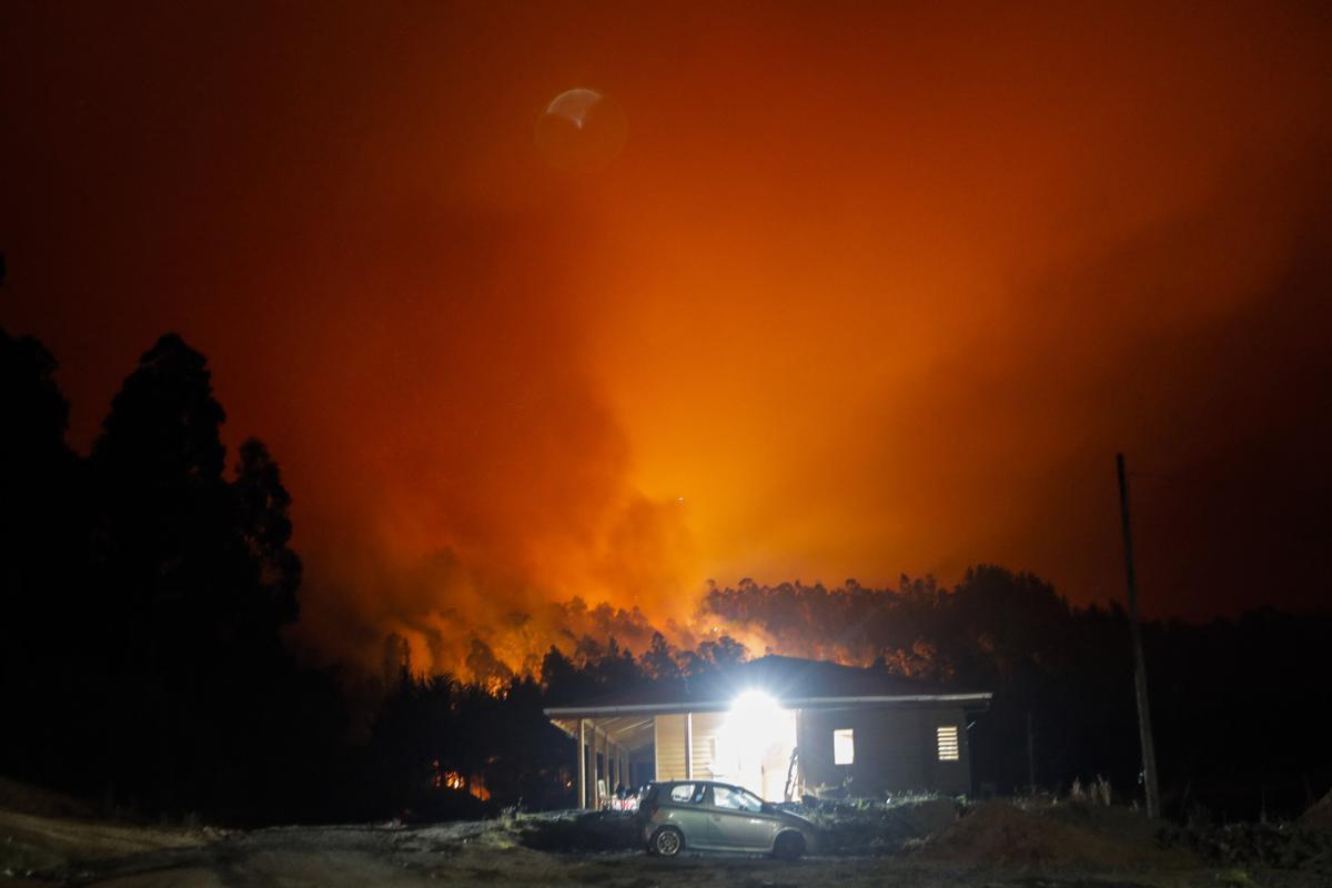 Los incendios que arrasan Chile dejan ya más de 20 muertos