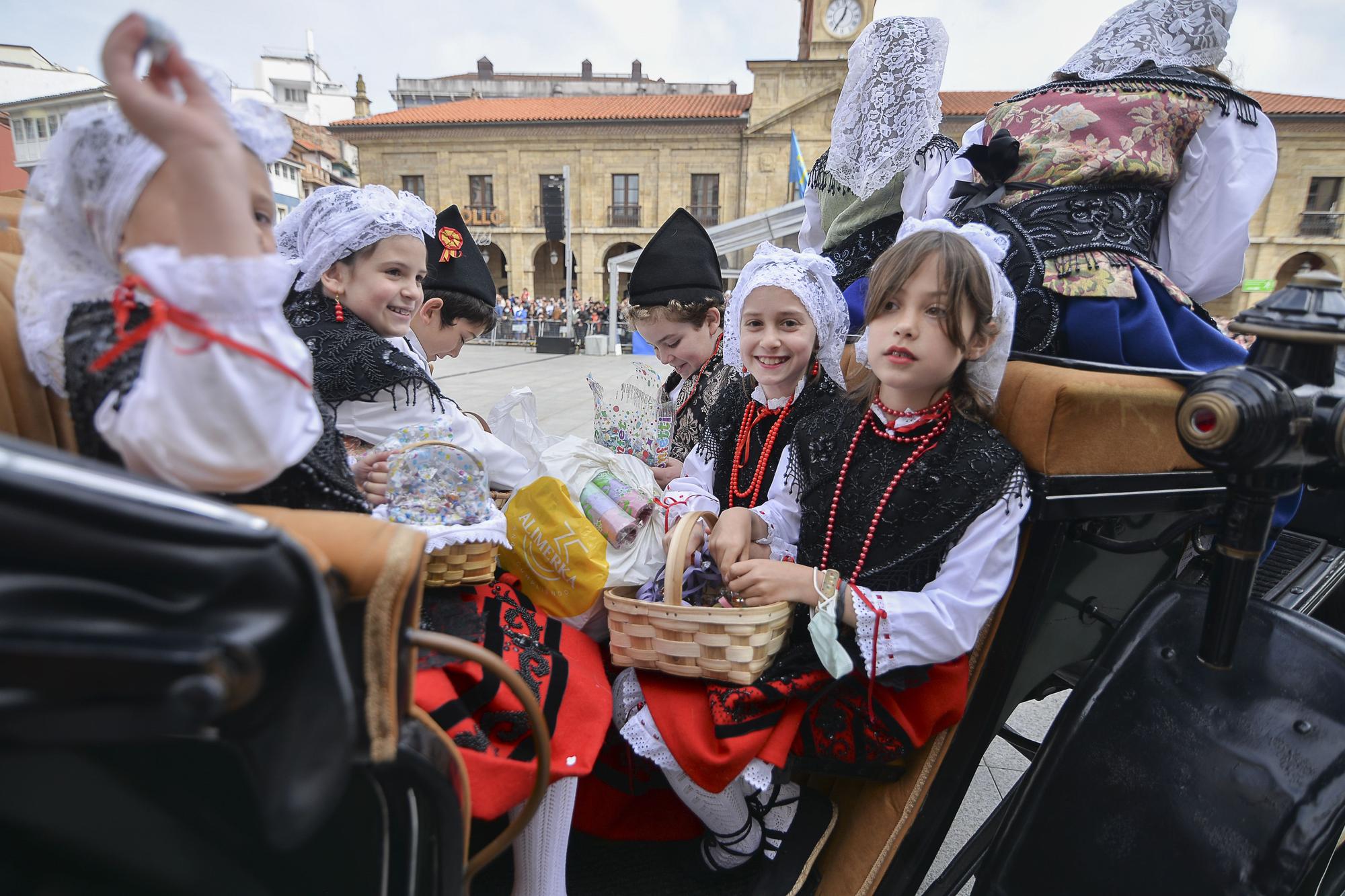 Inicio de las fiestas del Bollo de Avilés