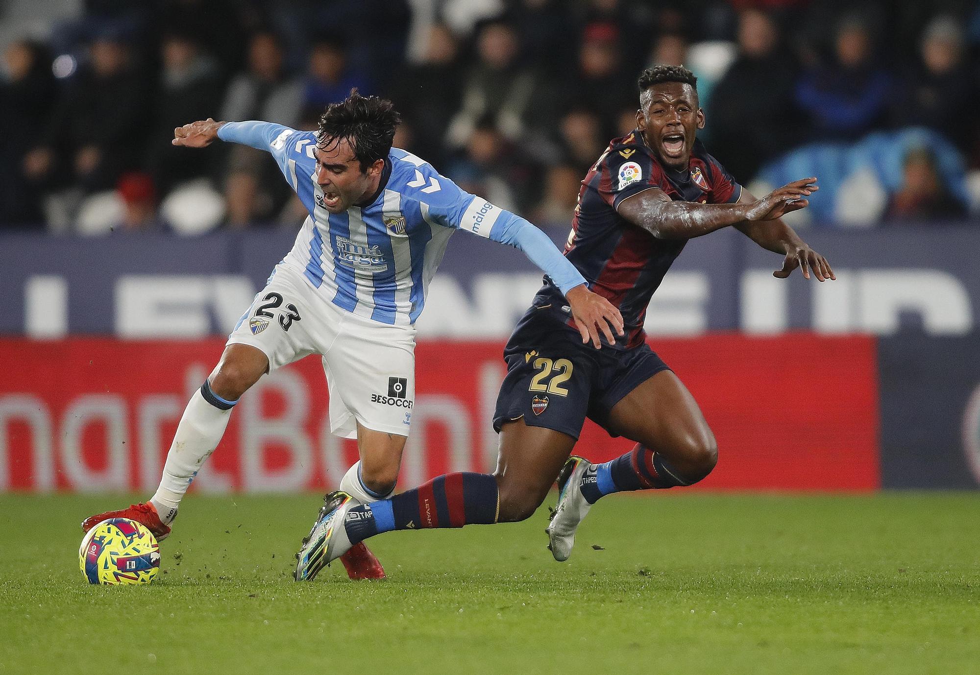 El Levante UD gana por la mínima al Málaga en el Ciutat