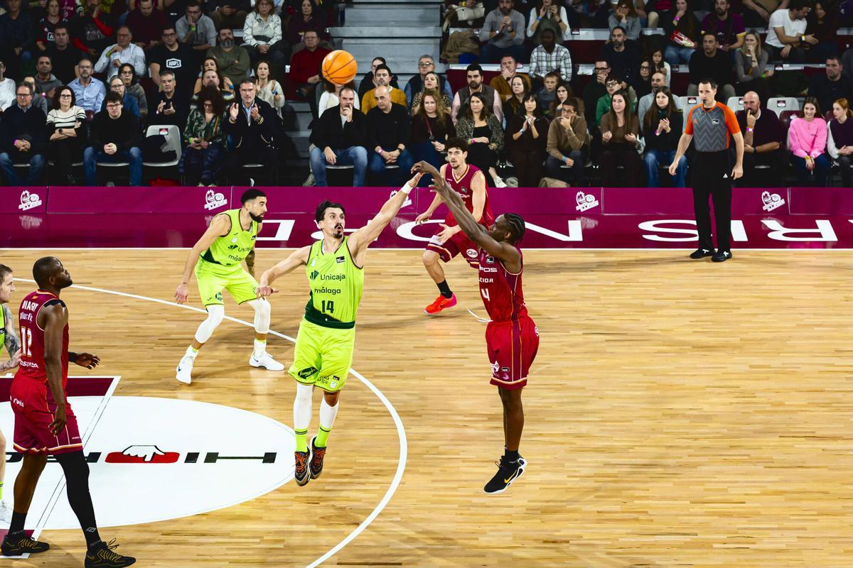 Partido de la novena jornada de la Liga Endesa entre Lleida y Unicaja