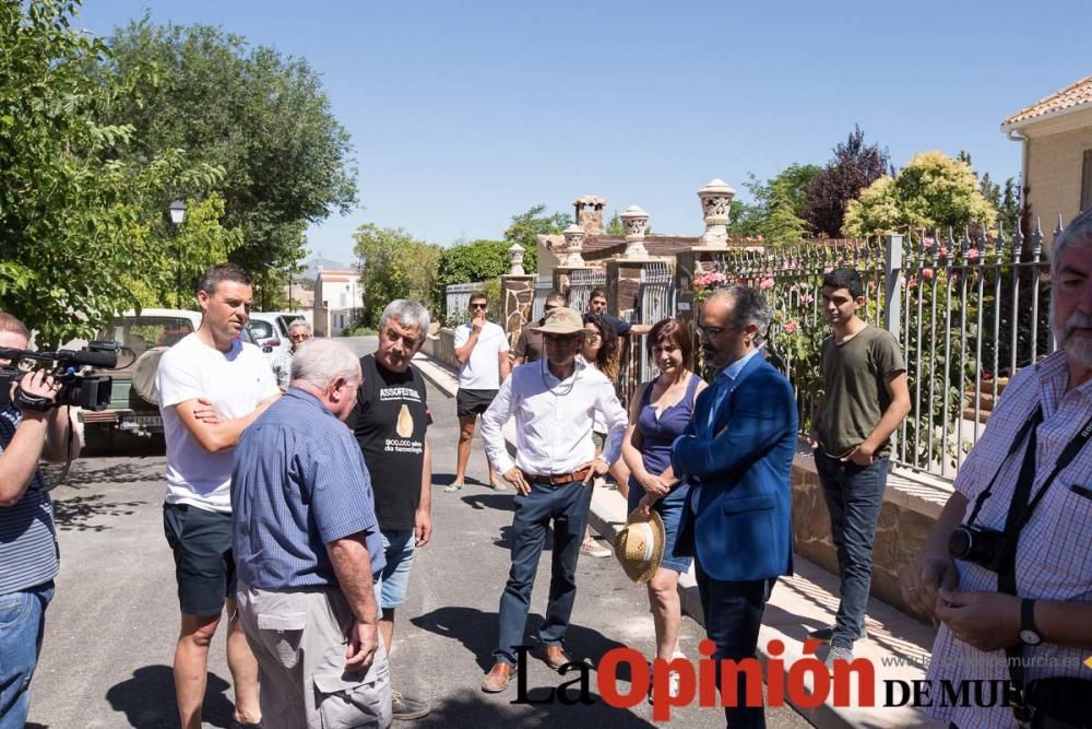 Calle al profesor Walker en la pedanía caravaqueña