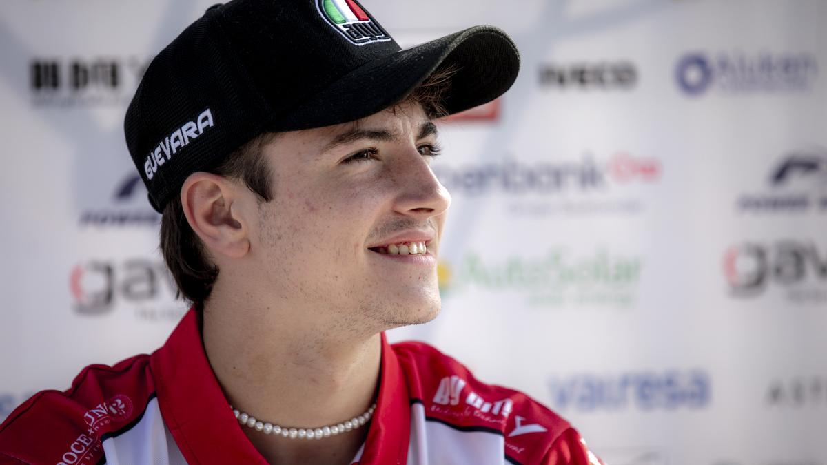 El campeón de Moto 3 Izan Guevara regresa a Mallorca
