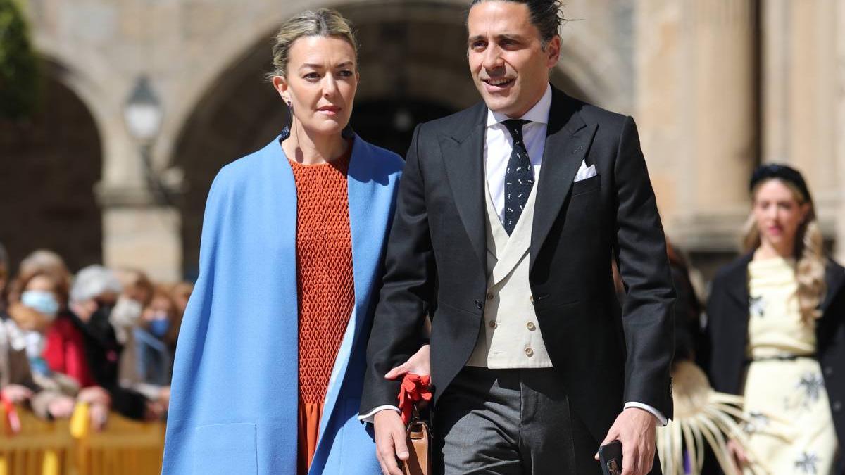 Marta Ortega y Carlos Torreta a su llegada a la boda de Isabelle Junot y Carlos Torreta