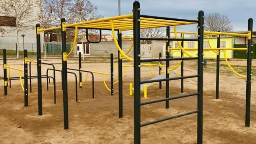 La instal·lació per a l&#039;«street workout» a Salt.