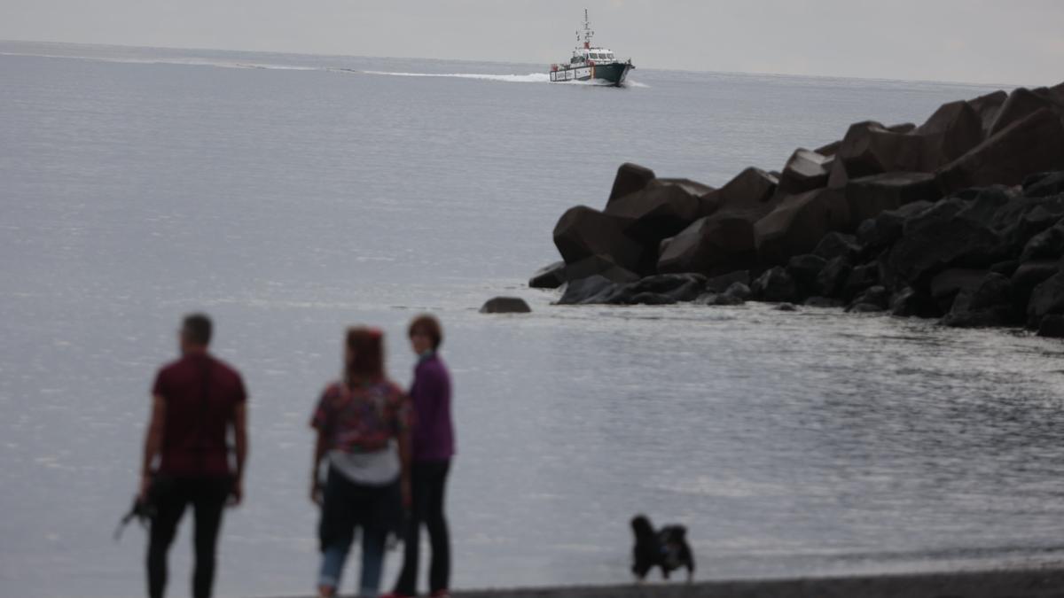 Coche y barco del hombre desaparecido con sus hijas en Tenerife