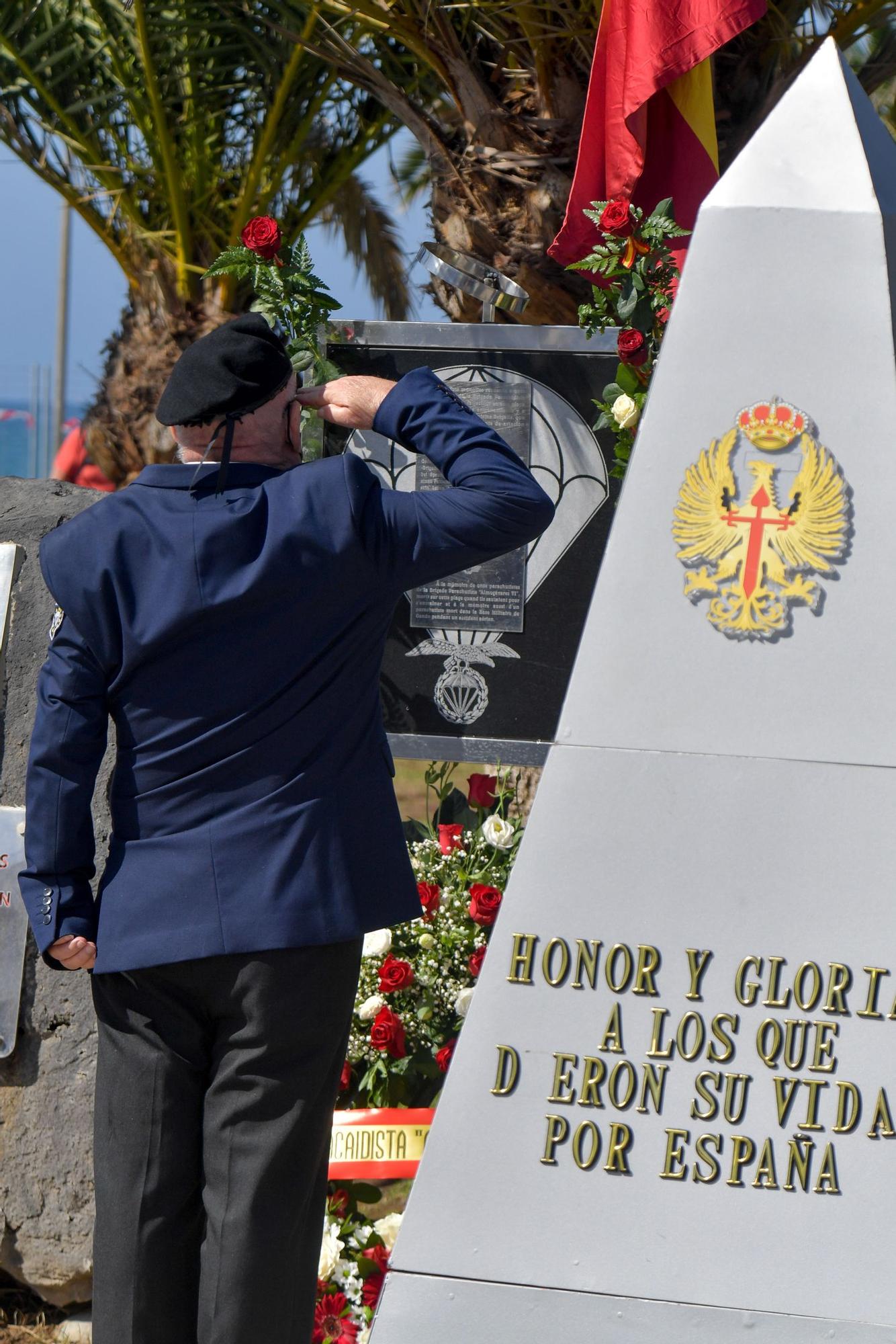 Acto de homenaje a los paracaidistas caídos en acto de servicio entre 1965 y 1979 en Maspalomas