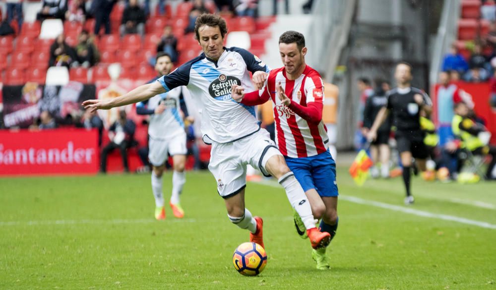 El Dépor gana en Gijón al Sporting