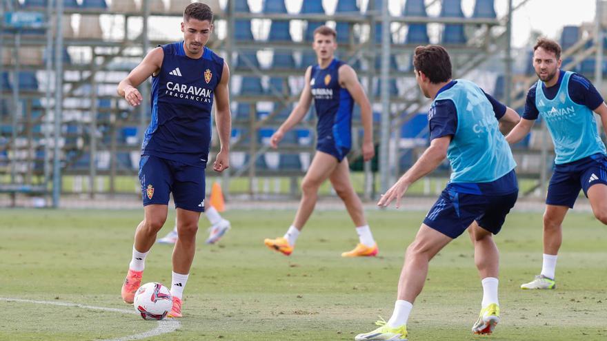 En imágenes | Segundo entrenamiento del Real Zaragoza en el Pinatar Arena