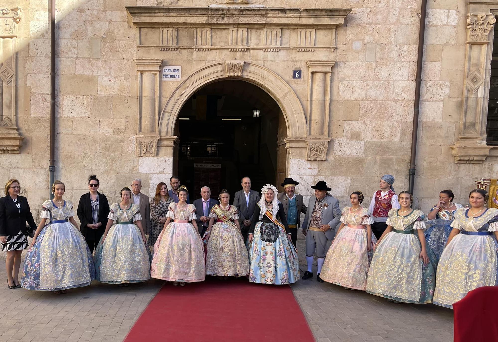 Exaltación de la fallera mayor infantil de Alzira