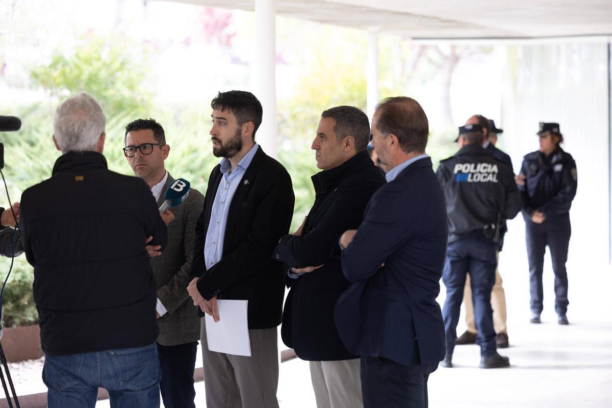 Curso básico de capacitación de la Policía Local de Ibiza