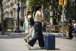 Tras pasar las vacaciones en sus países, los turistas ya han vuelto a Barcelona