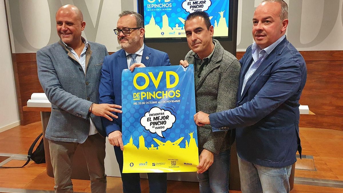 Por la izquierda, Iván de la Plata, Alfredo García Quintana, David González Codón y Miguel Ángel Sangil durante la presentación del concurso. | LNE