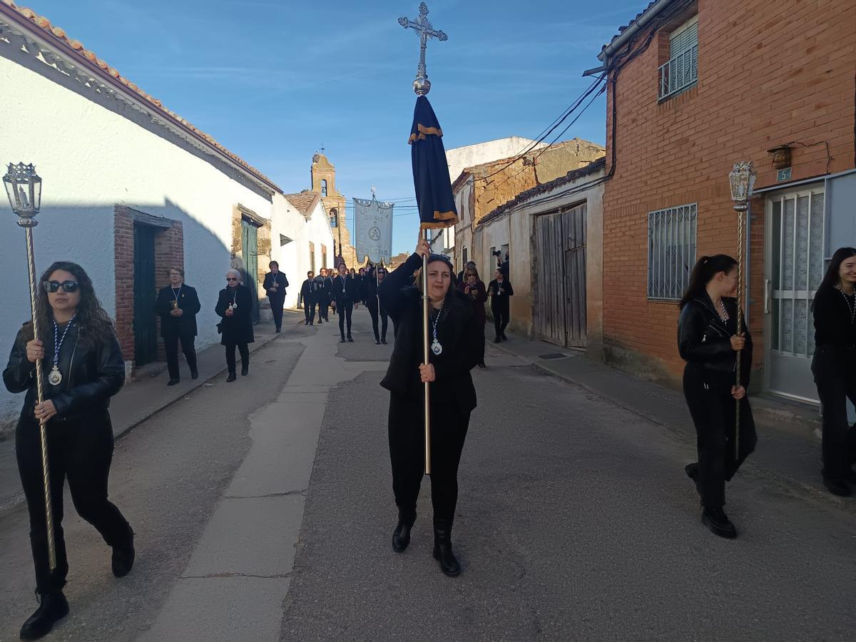 GALERÍA| La procesión de La Soledad de Manganeses de la Lampreana en imágenes