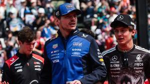 Max Verstappen conversó con Mercedes el pasado curso
