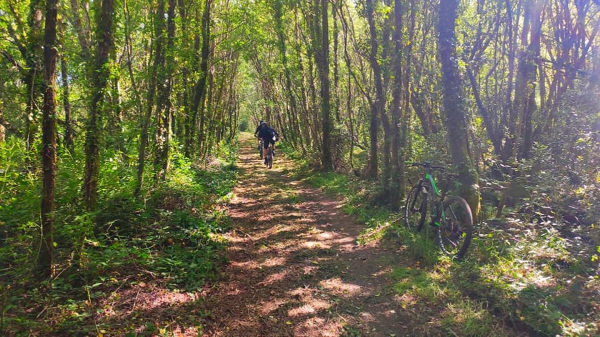 Este recorrido de cuatro horas es todo un desafío para los amantes del BTT.