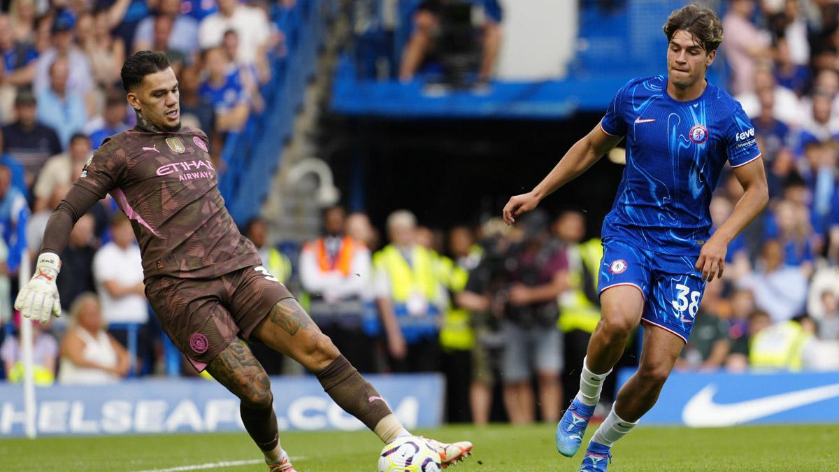 Marc Guiu ha debutado este domingo en la Premier League