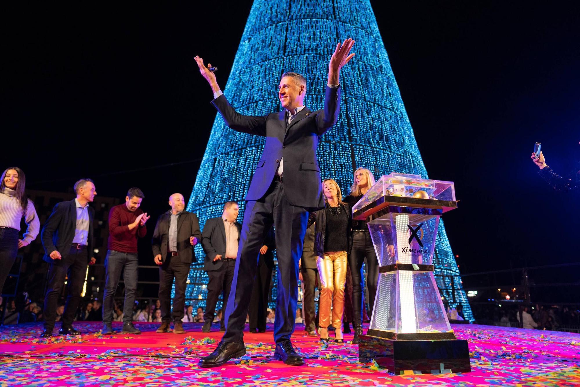 Inauguración del 'superárbol' de Badalona a cargo del alcalde Albiol en noviembre del pasado 2024