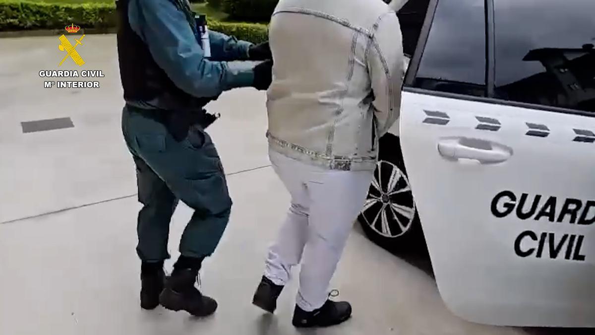 Uno de los detenidos.