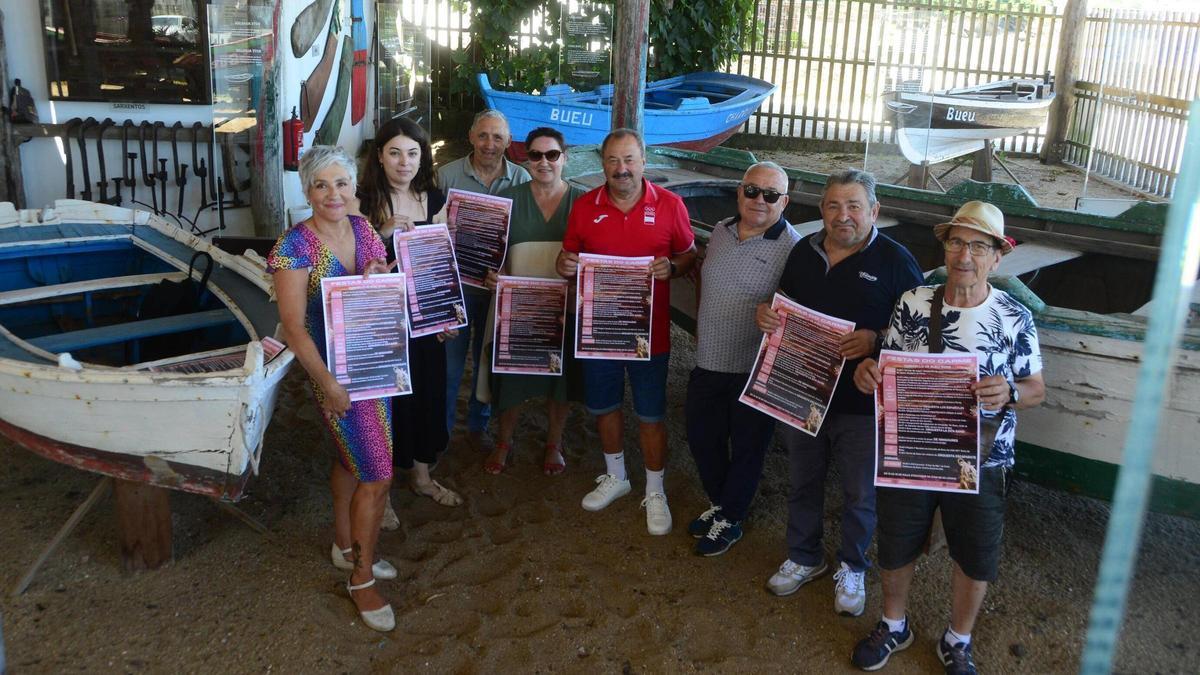 Un momento de la presentación de las Festas do Carme, con representantes del Concello y colectivos.