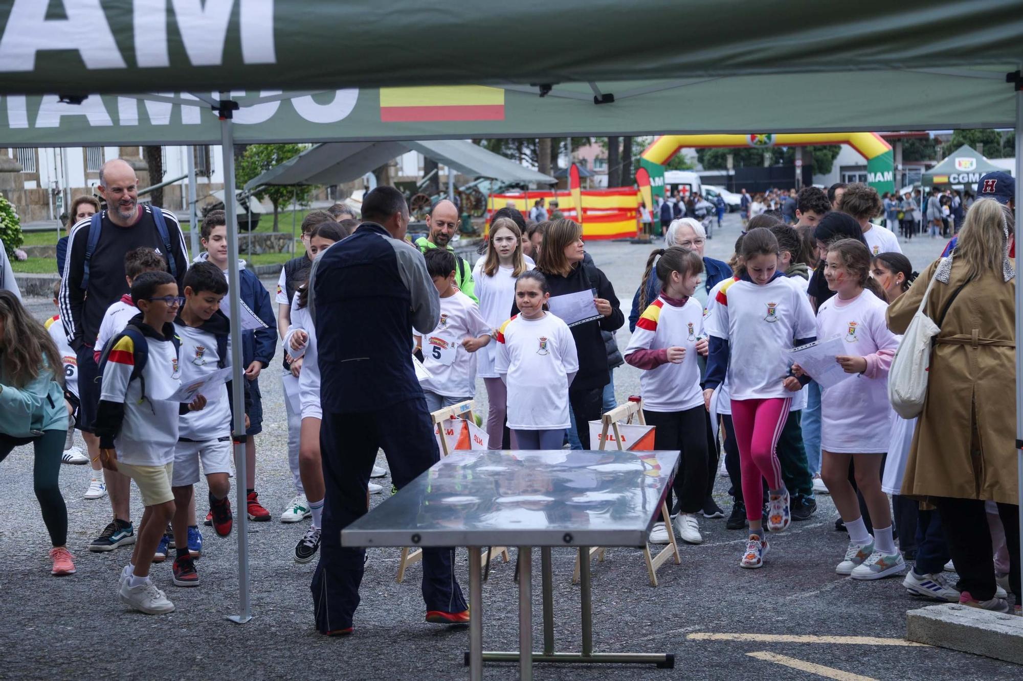 Carrera infantil en el Día de las Fuerzas Armadas en A Coruña