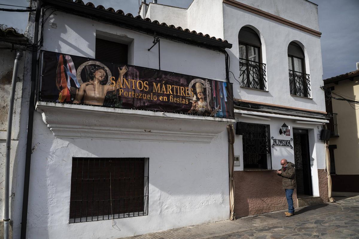 Fotogalería | San Fabián y San Sebastián, en procesión en Portezuelo