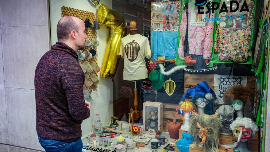101 tiendas se inscriben en el concurso de escaparates del Carnaval de  Badajoz - El Periódico Extremadura