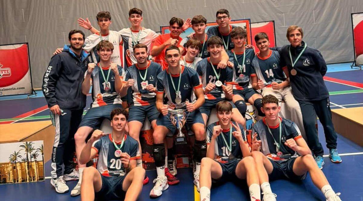 Equipo del Academia Voleibol Córdoba plata andaluza.