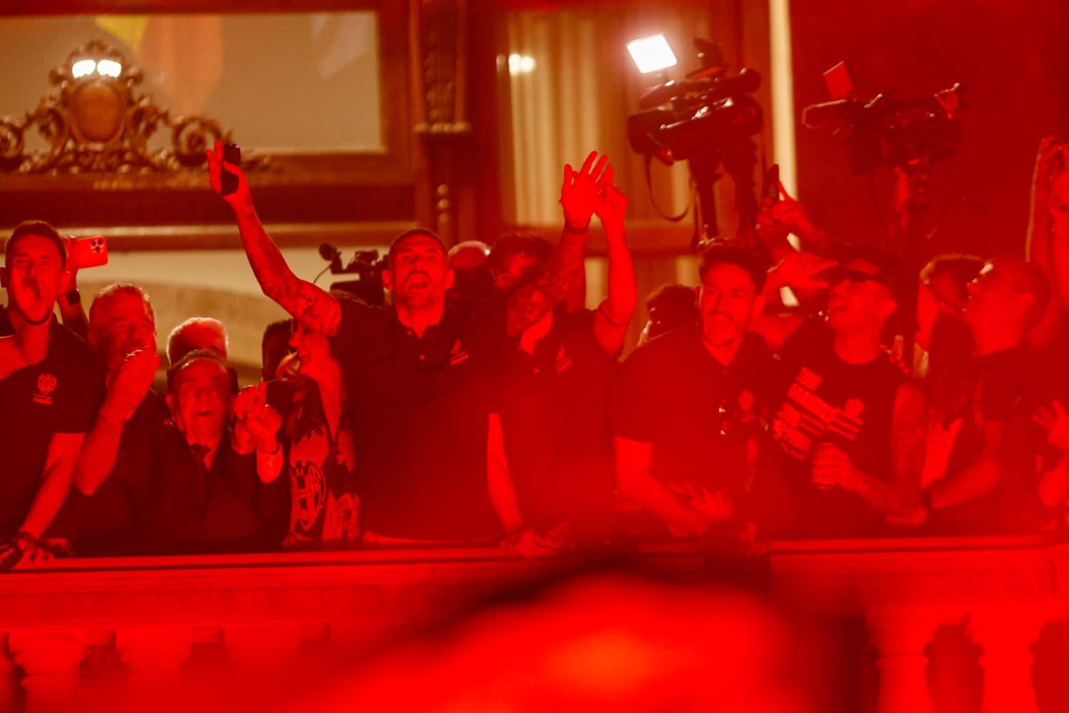 Todas las fotos de la rúa del Levante UD por su ascenso a Primera División