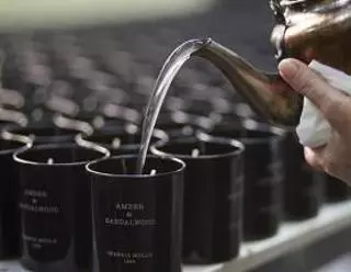 La industria de los cirios se expande en Albaida tras siglos de tradición