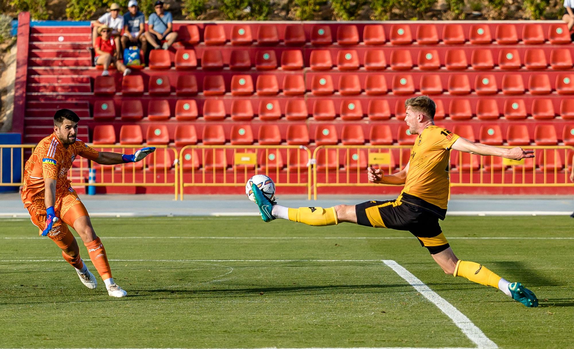 Fútbol Internacional en La Nucía. Los Wolves (Premiere League) vencen por 3-0 al Beşiktaş (super liga turca) y se proclaman campeones del torneo La Nucía Summer Cup