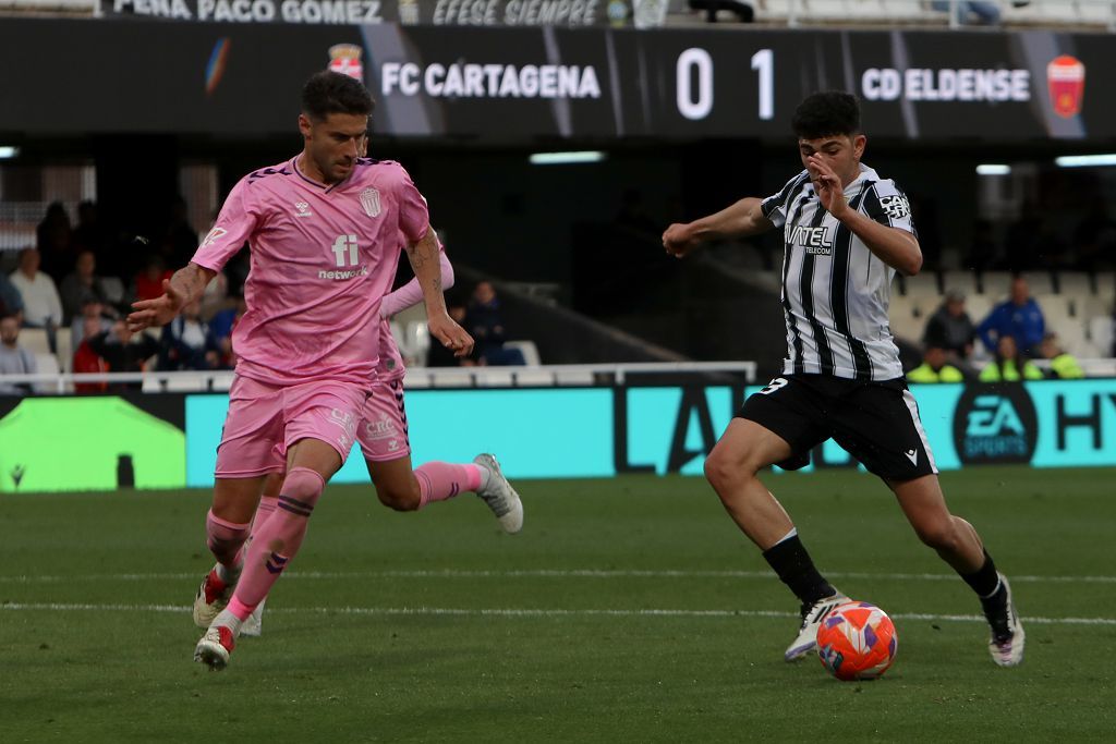 Todas las imágenes del encuentro entre el FC Cartagena y el Eldense