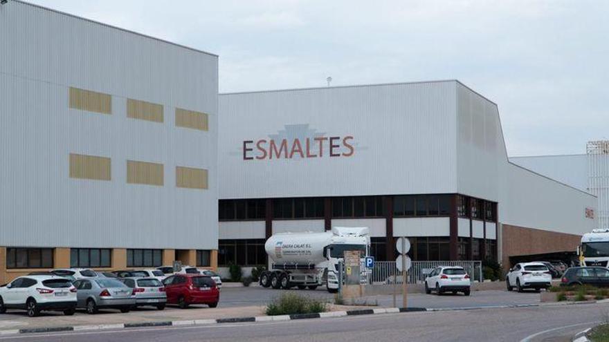 La mayoría de las esmalteras de Castellón detiene la producción aunque el decreto permitiría su actividad