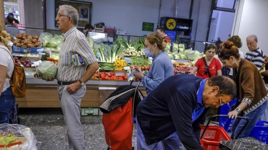 Interior de un mercado de Las Palmas de Gran Canaria.