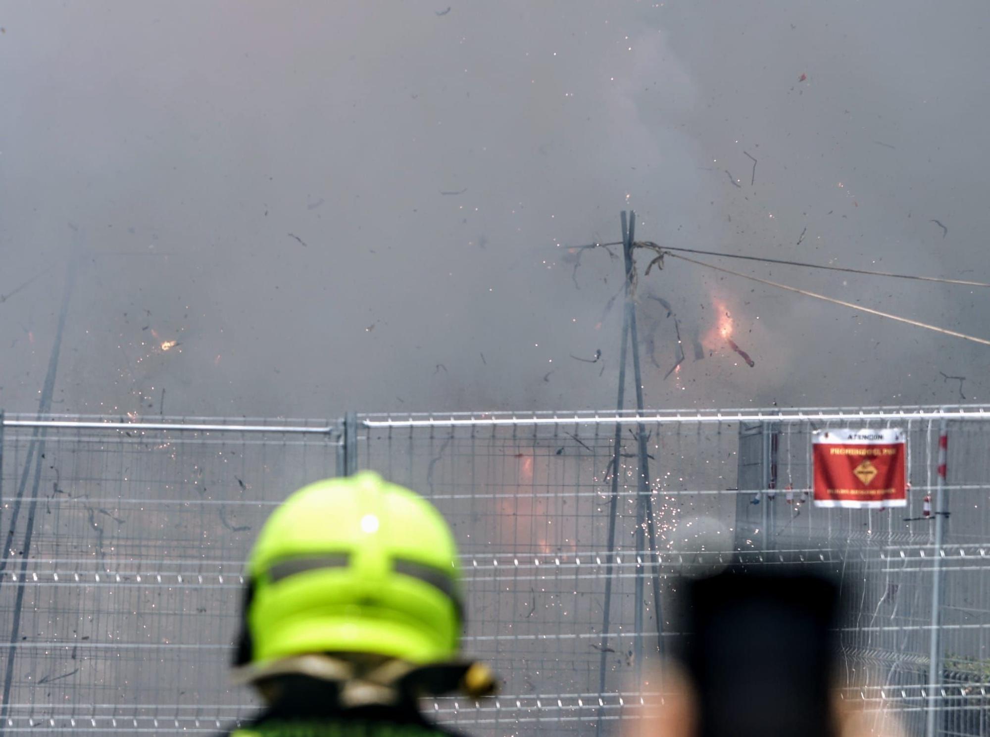 La potente mascletà del miércoles 22 de junio en imágenes