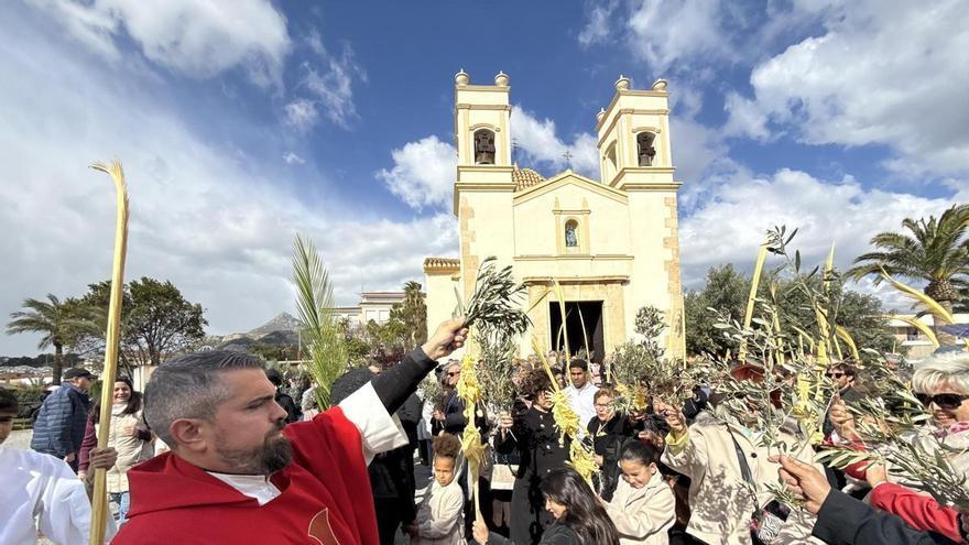 La Semana Santa en La Nucía comenzó con el Viernes de Dolores y el Domingo de Ramos