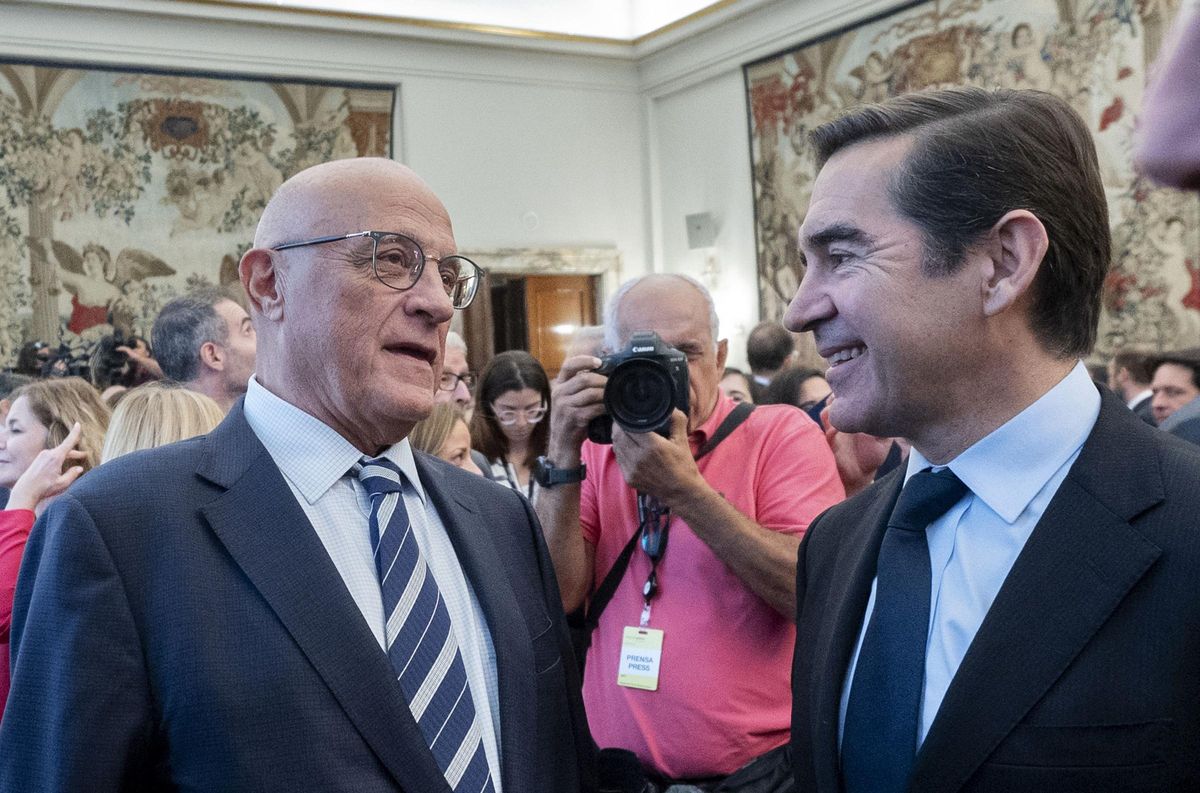 El futur del mapa bancari espanyol, pendent de l’opa entre BBVA i Sabadell