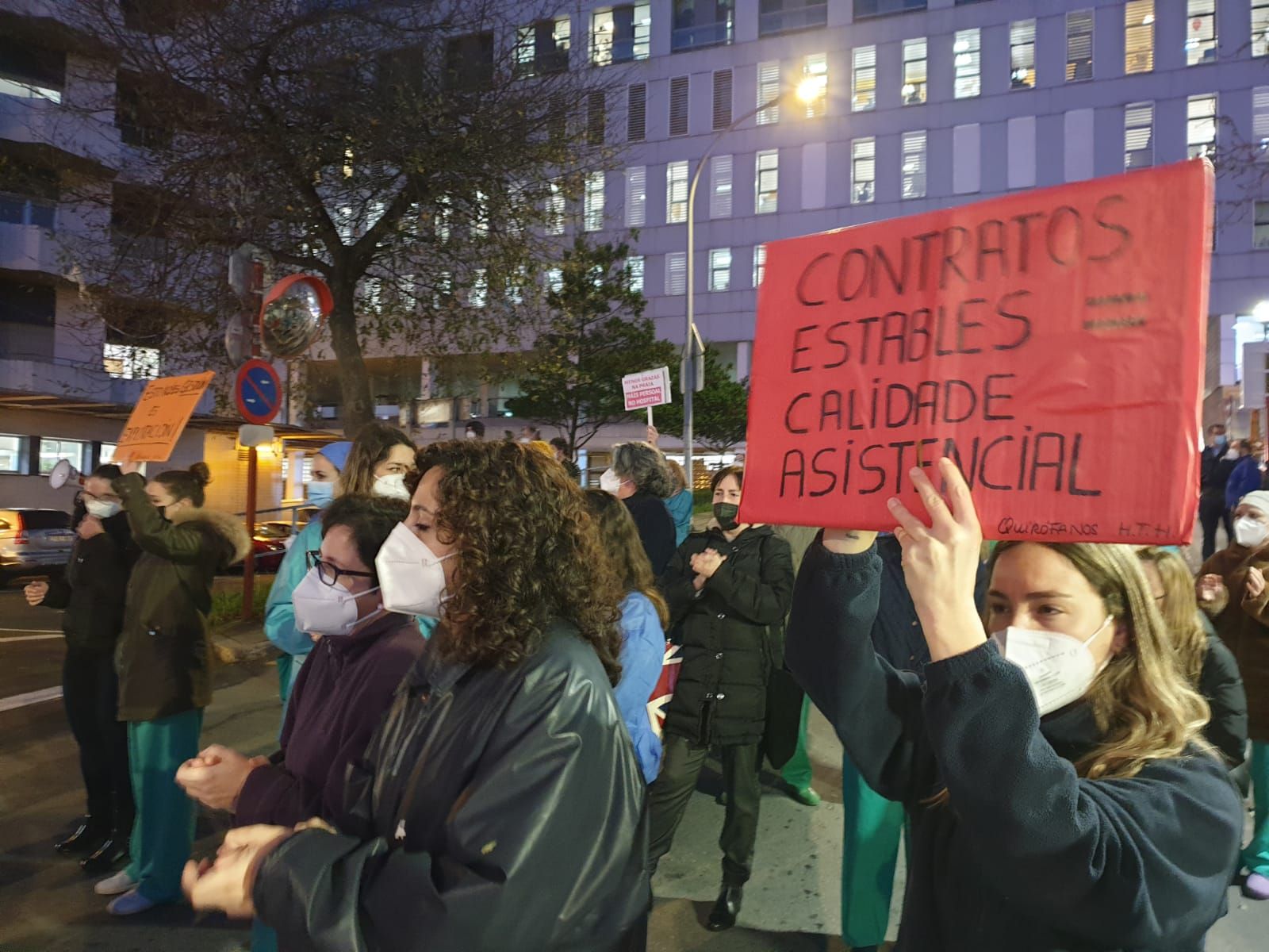 Protesta del personal del bloque quirúrgico del Hospital Universitario de A Coruña