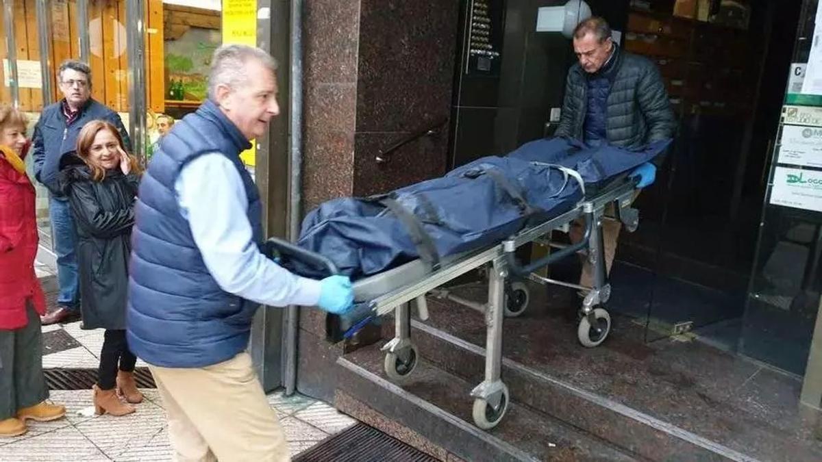 El momento del levantamiento del cadáver