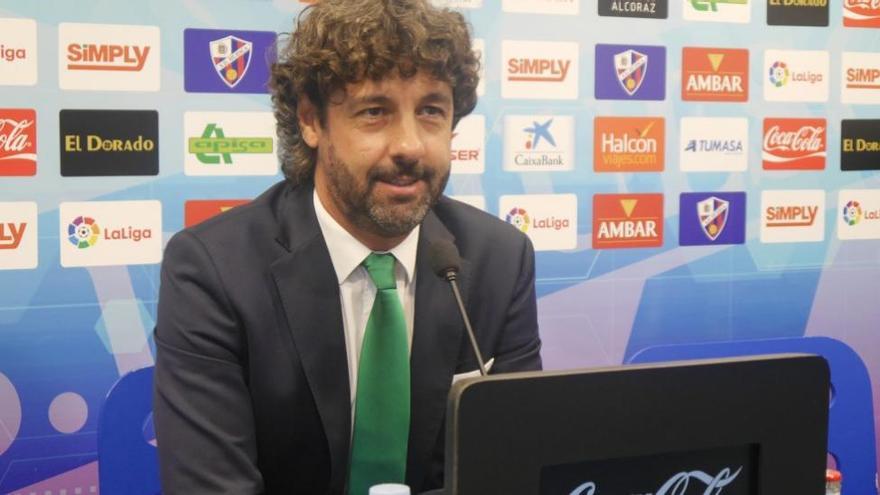 Emilio Vega: &quot;El objetivo es conseguir la permanencia&quot;