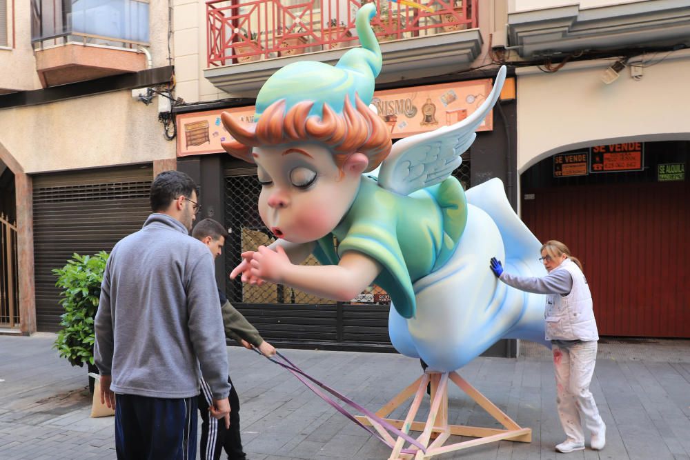 "Plantà" de las fallas de Gandia