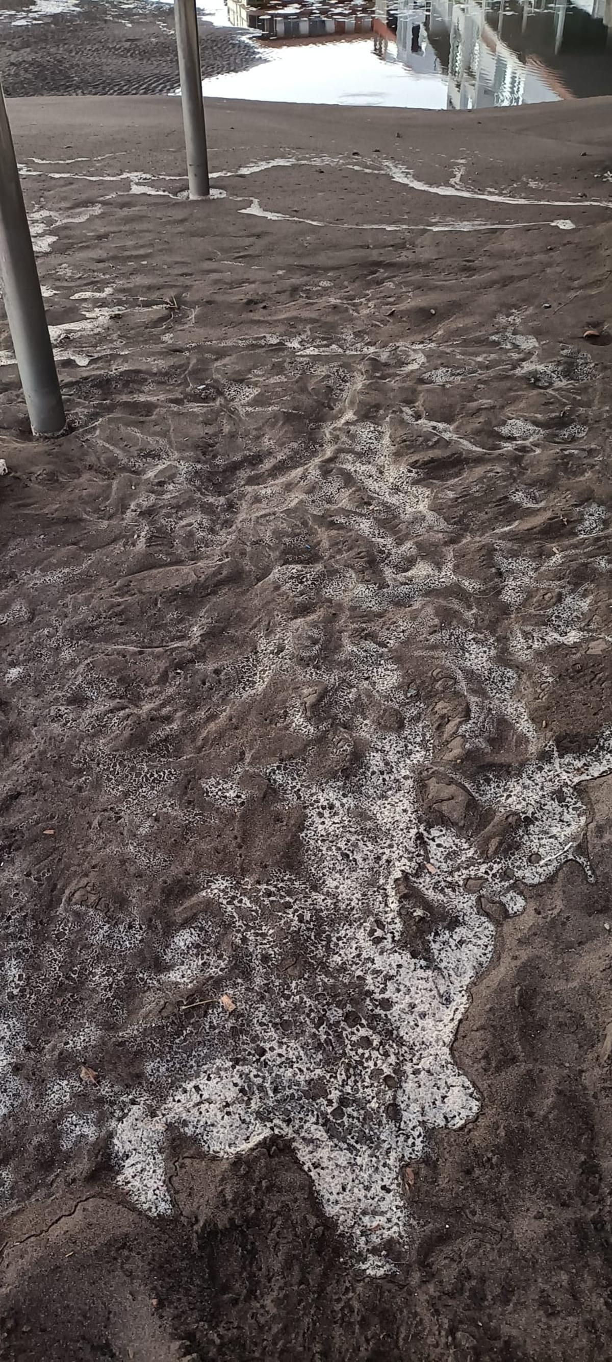 Nuevo vertido en Salinetas