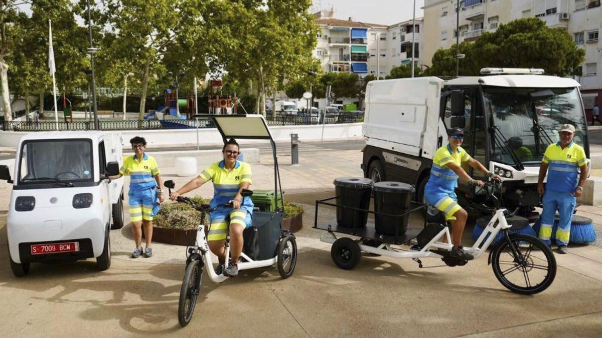 Torremolinos incorpora nuevos vehículos para la limpieza viaria. | L.O.