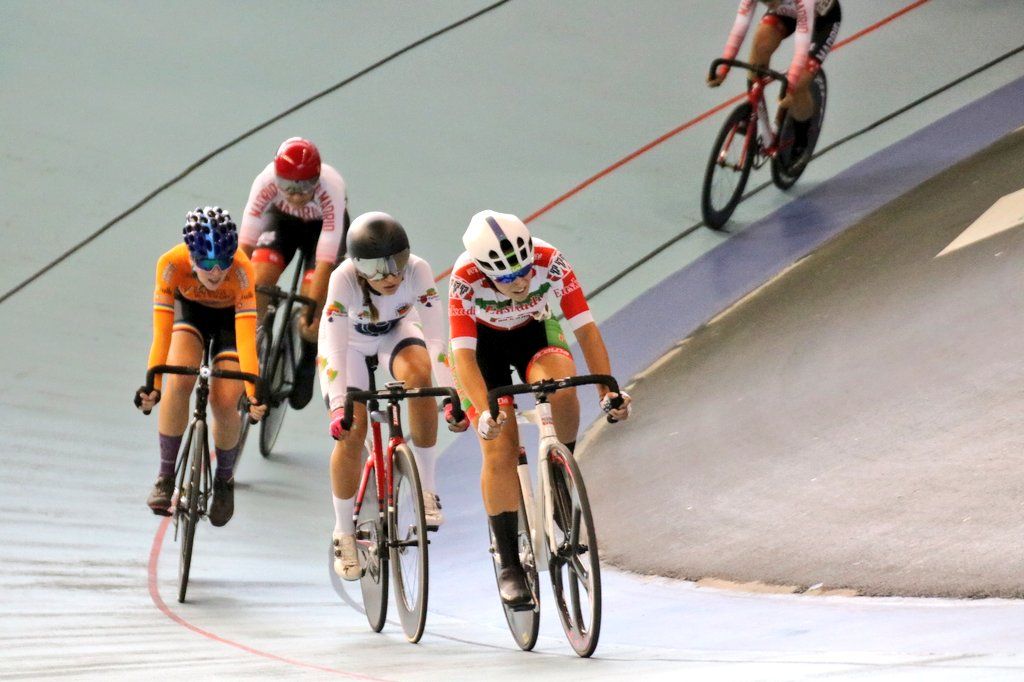 Broche de oro de los cadetes ciclistas de Baleares en el Campeonato de España de pista