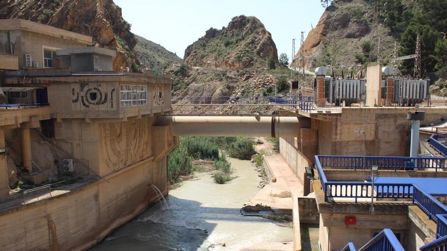 Obras en el Azud de Ojós: las filtraciones y el desgaste obligan a actuar en el corazón hidráulico del Segura