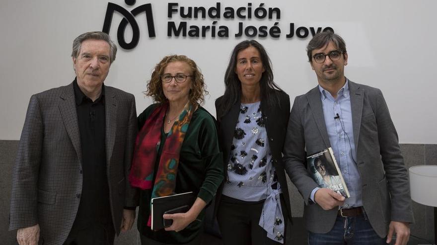 Iñaki Gabilondo, Elena Pita, Felipa Jove y Diego González Rivas, esta mañana, en A Coruña.