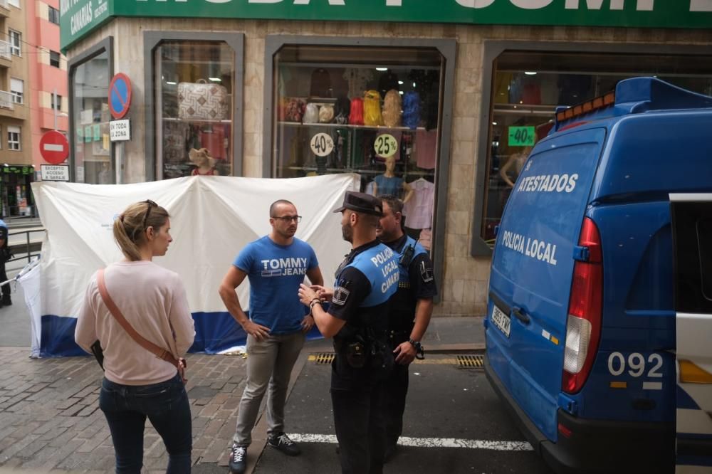 Fallece tras caer desde un edificio en Santa Cruz