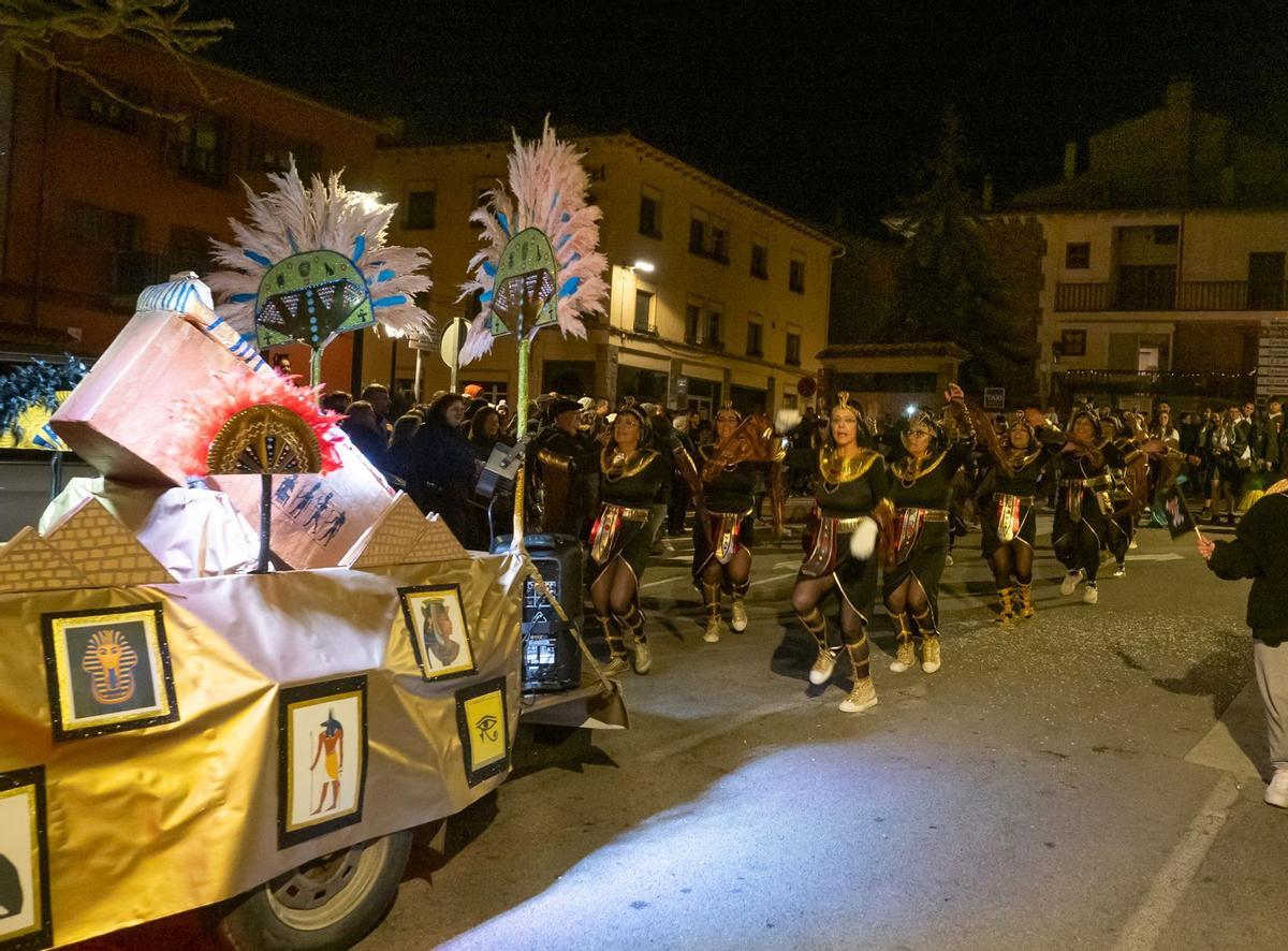 Desfilada de disfresses del Carnaval de Bagà, que l’any passat va recuperar el concurs de comparses