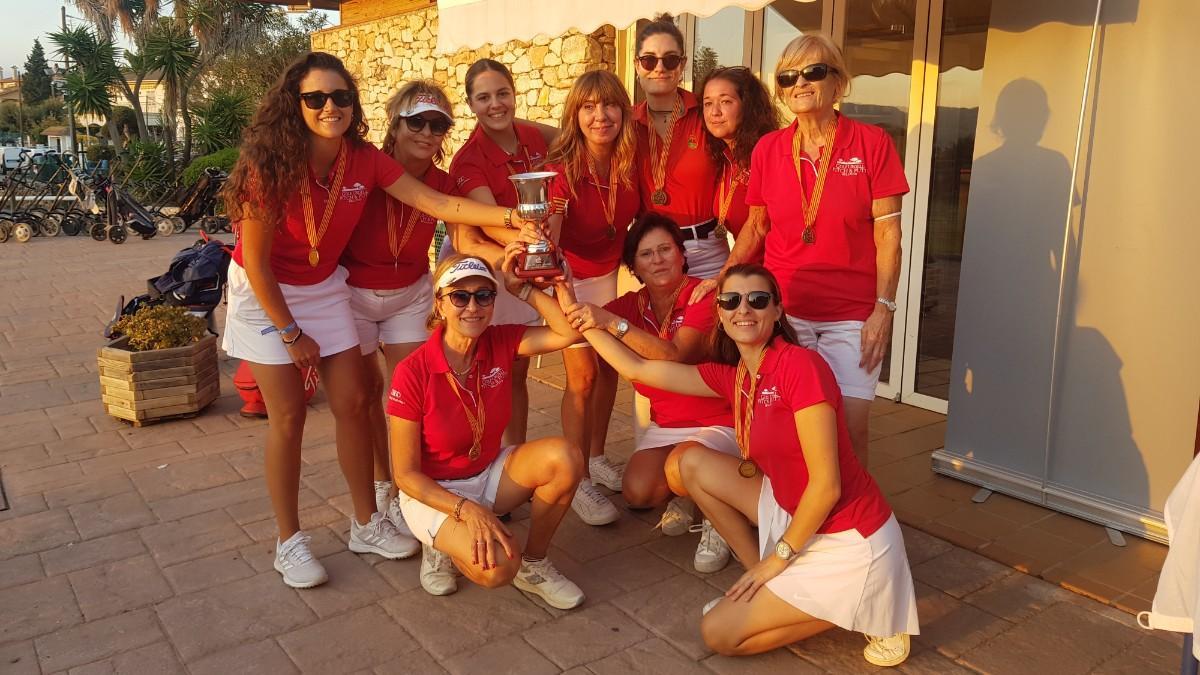 Green Team Urgell celebrant el títol