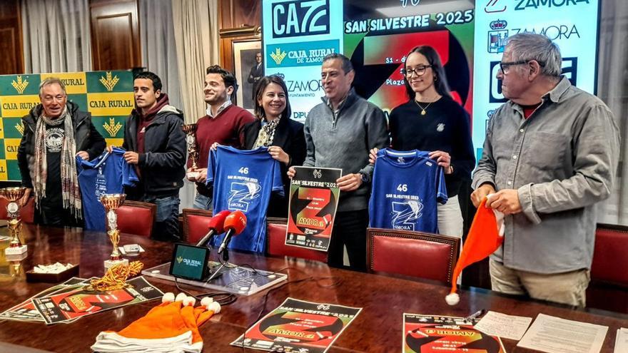Caja Rural acogió el acto de presentación de la San Silvestre. | LOZ